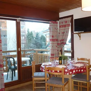  Apartment Les